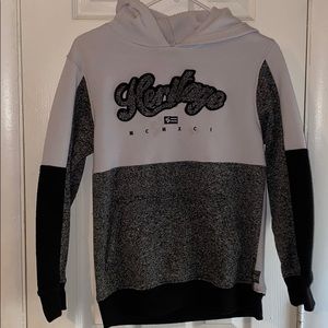 Boys hooded sweat shirt bundle n save💰🤑